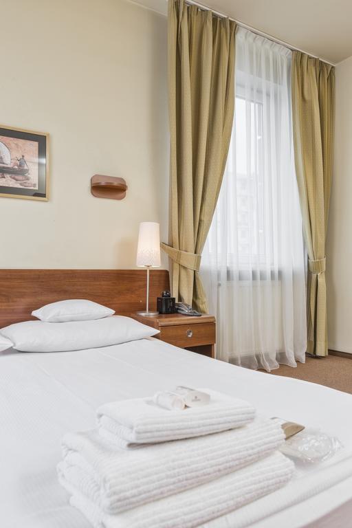 Hotel Colibra Warsaw Exterior photo