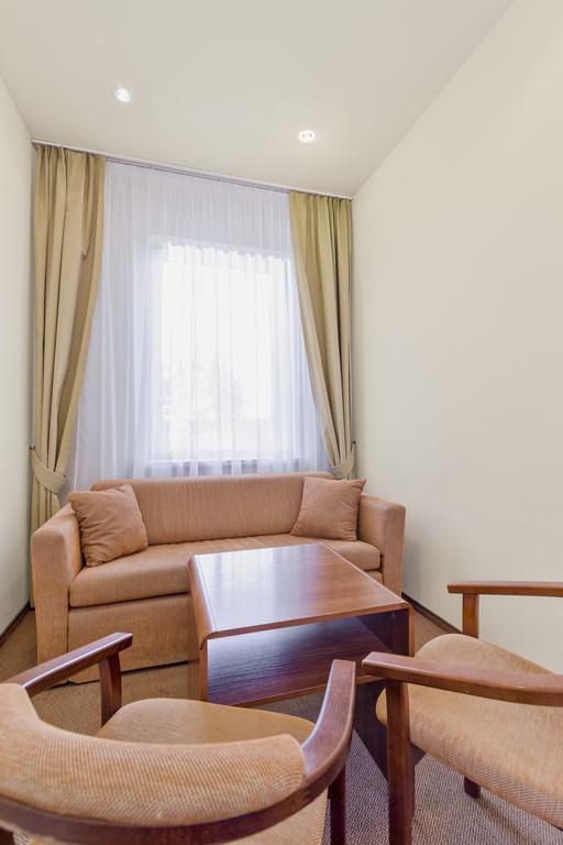Hotel Colibra Warsaw Exterior photo